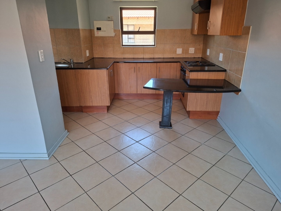 1 Bedroom Property for Sale in Potchefstroom North North West